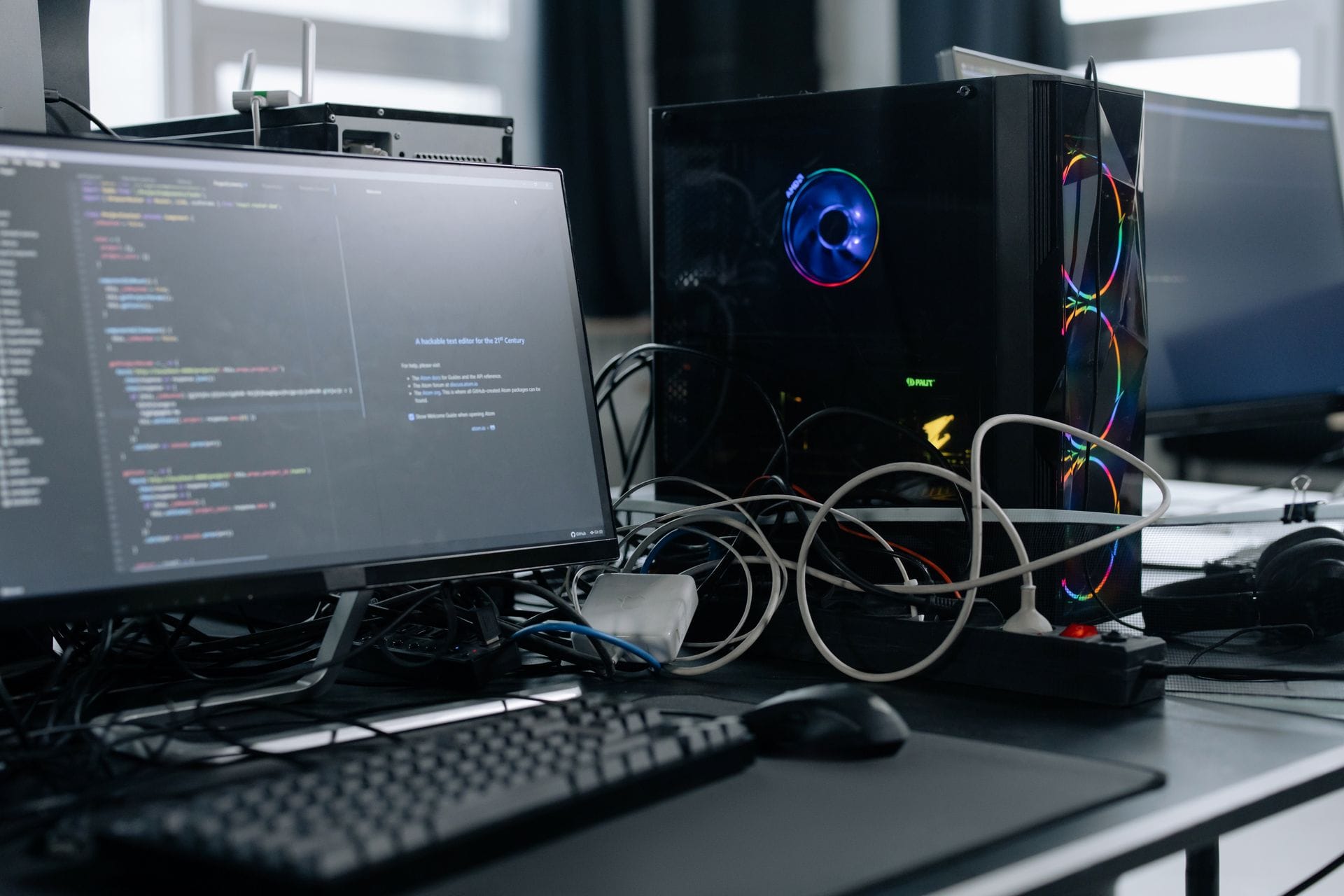 Local Ai desktop computer and scr
